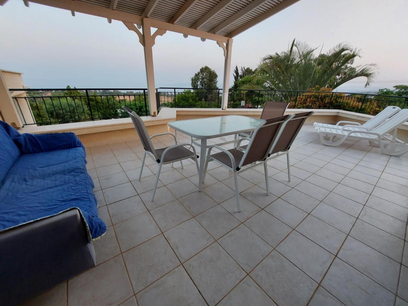 למרפסת La Balcona Apartment Chorazim Cameră foto